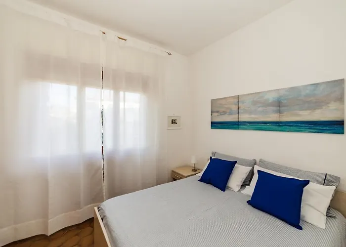 Emanuel 迪亚诺马里纳