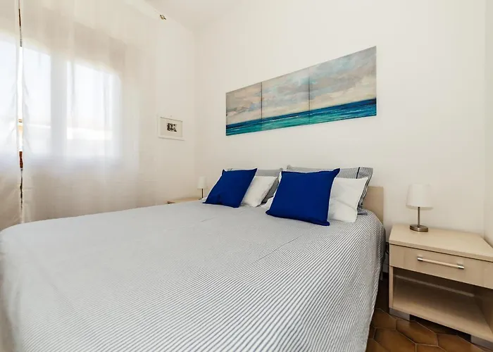 Emanuel * 迪亚诺马里纳